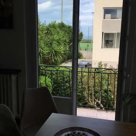 Daire Joli 3p Au Calme Antibes